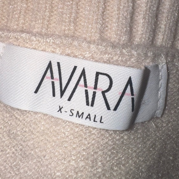 Avara Sweater - Picture 4 of 6